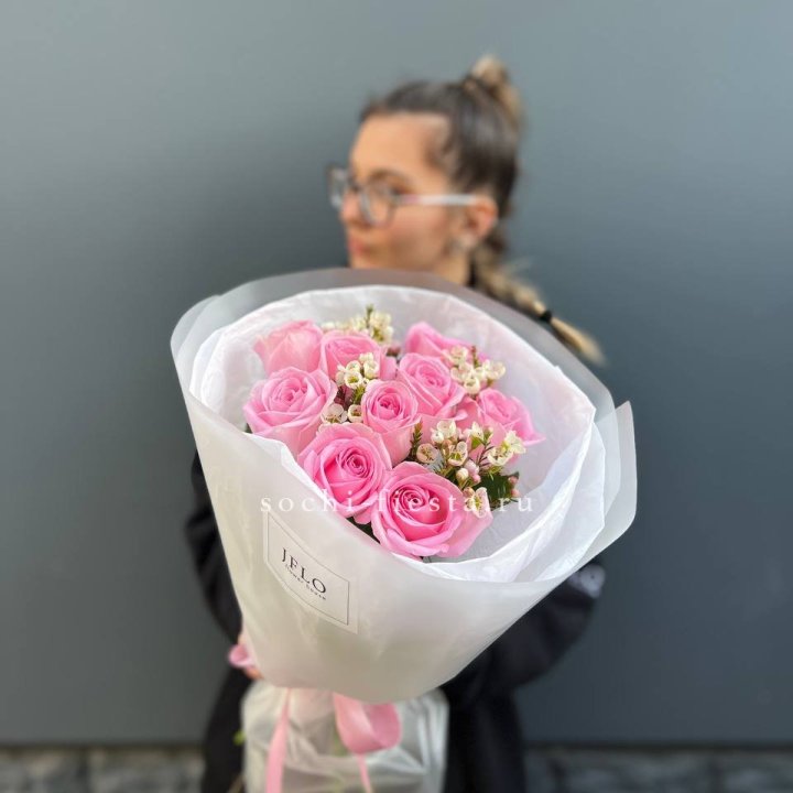 Букет розовых роз  в Королёве