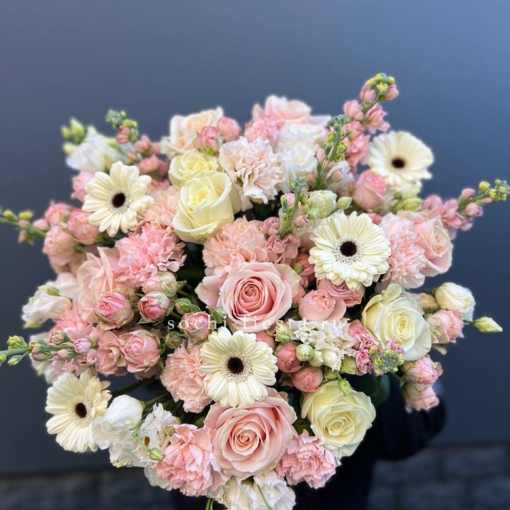 Авторский букет "Нежный" в Королёве