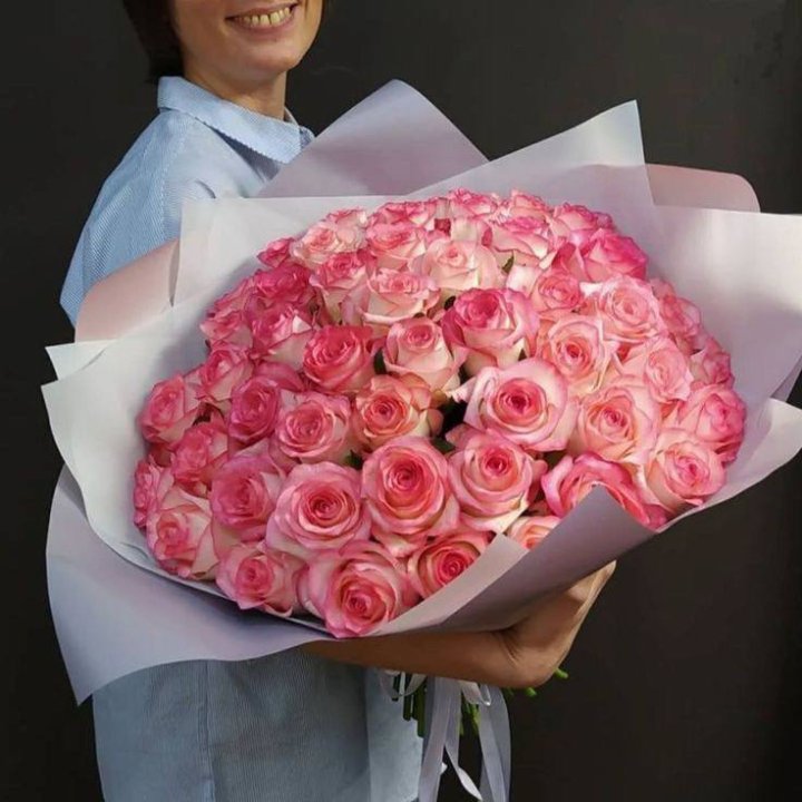 101 роза Джумилия в оформлении  в Королёве