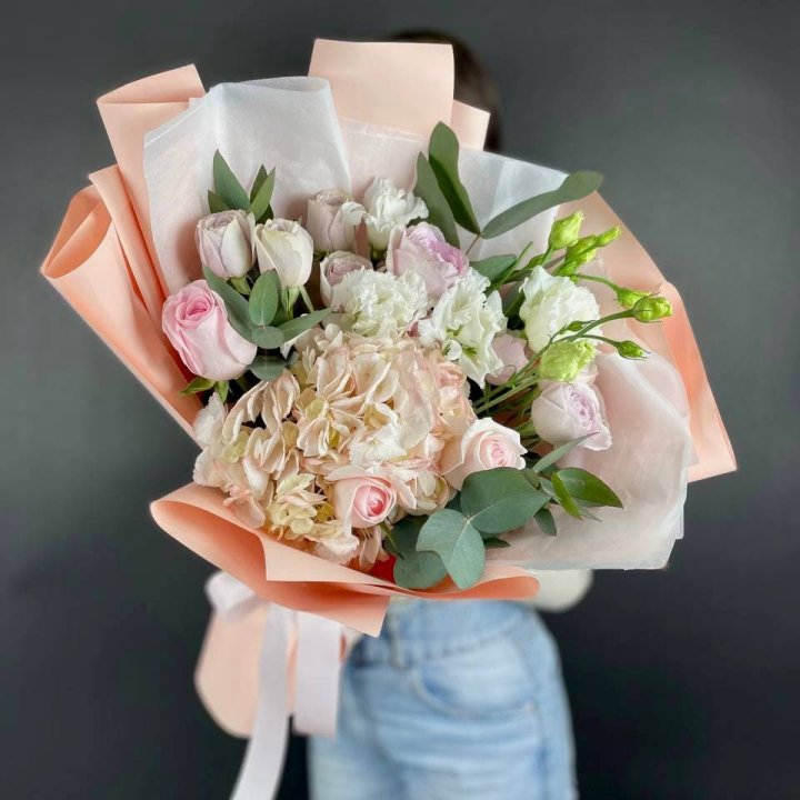 Букет с гортензией "Клодс" в Королёве