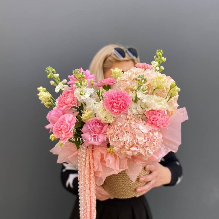 Композиция "Роскошь" в Королёве