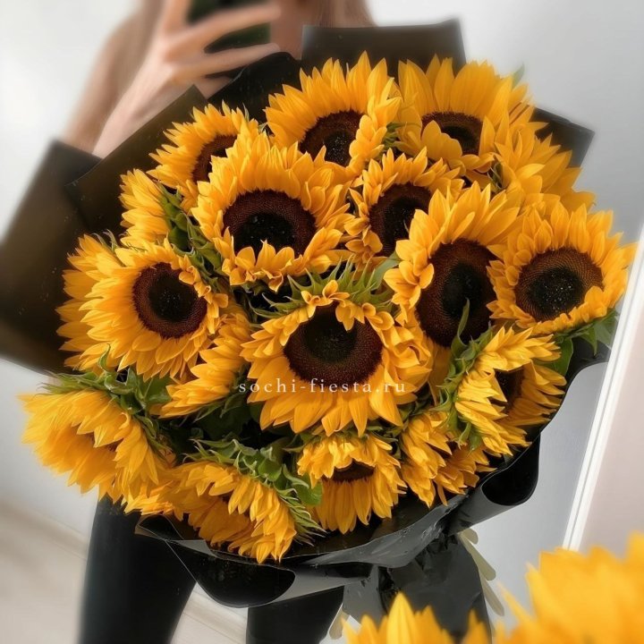 Букет подсолнухов "Гига" в Королёве