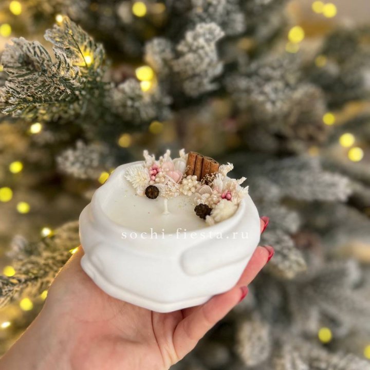 Свеча ароматическая в гипсе Руки с корицей в Королёве