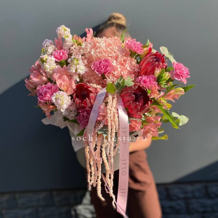 Коробка с цветами "Камикадзе" в Королёве