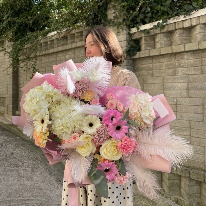 Дизайнерский букет "Валенсия" в Королёве