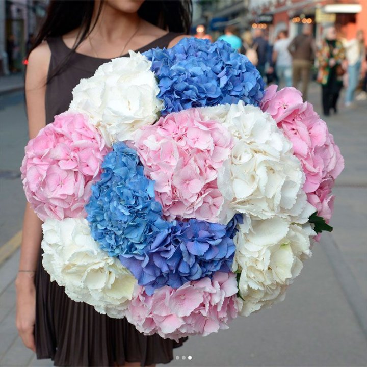 Букет гортензий "Инь-Янь" в Королёве