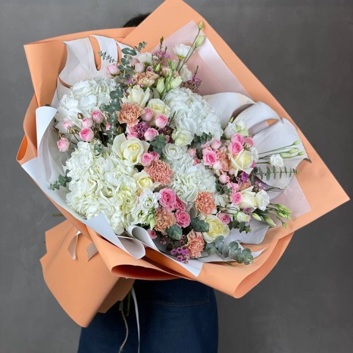 Макси-букет кремовый в Королёве