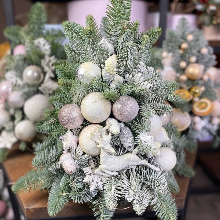 Ёлочка "Хепи крисмас" в Королёве