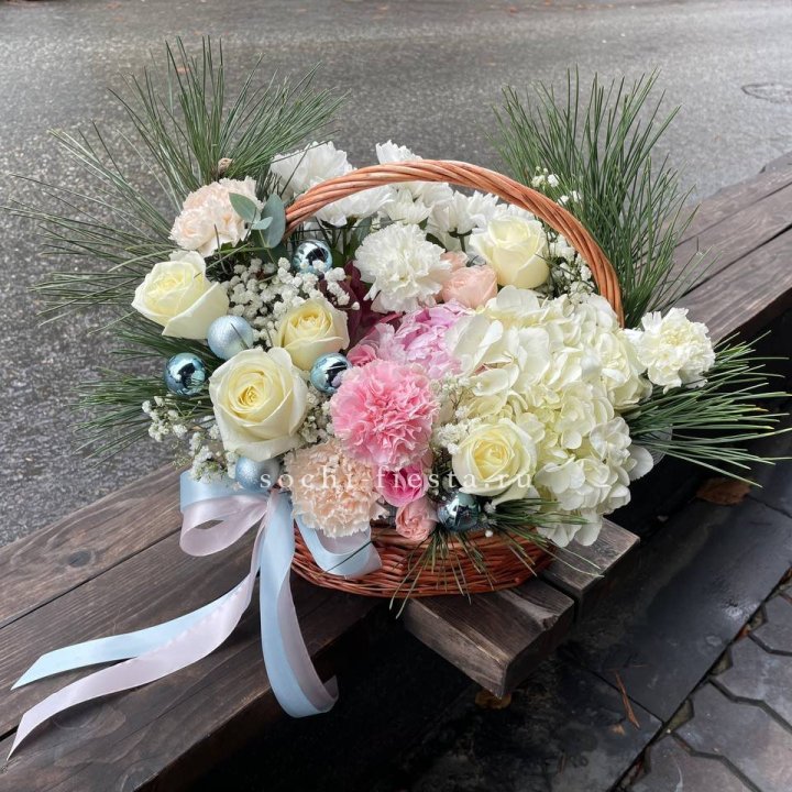 Новогодняя корзина  в Королёве