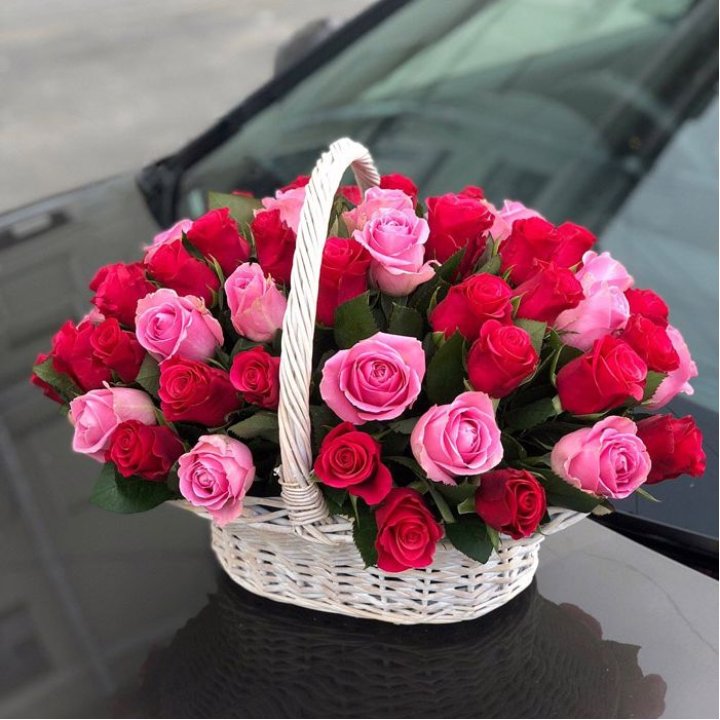 Корзина с розами  в Королёве