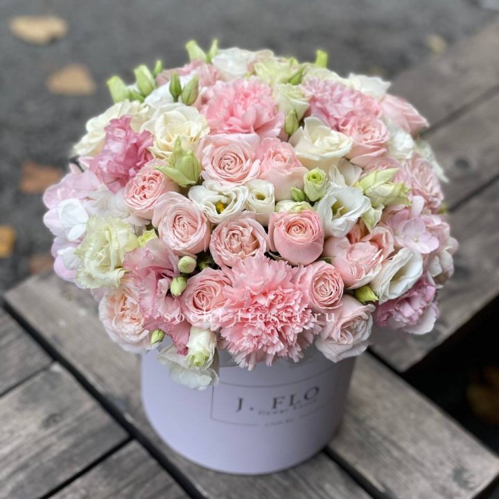 Цветочный бокс "Люксур" в Королёве