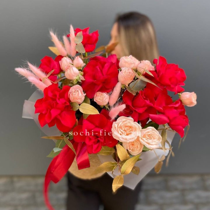 Джутовое кашпо "Любовь Лолиты" в Королёве