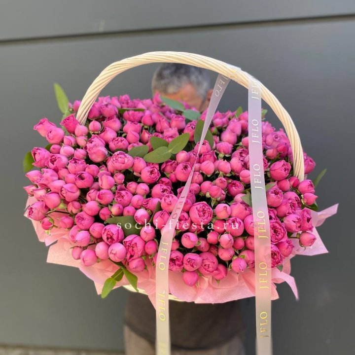 Корзина роз Мисти Баблс 101 в Королёве