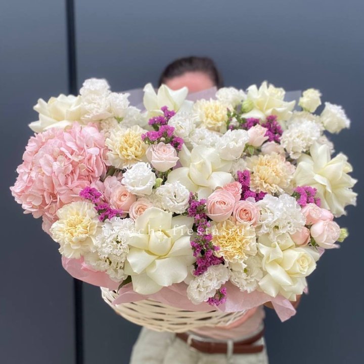 Корзина "Воздушная нежность" в Королёве