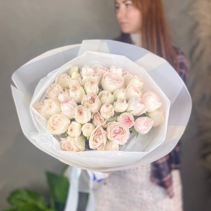 Букет кустовых роз в Королёве