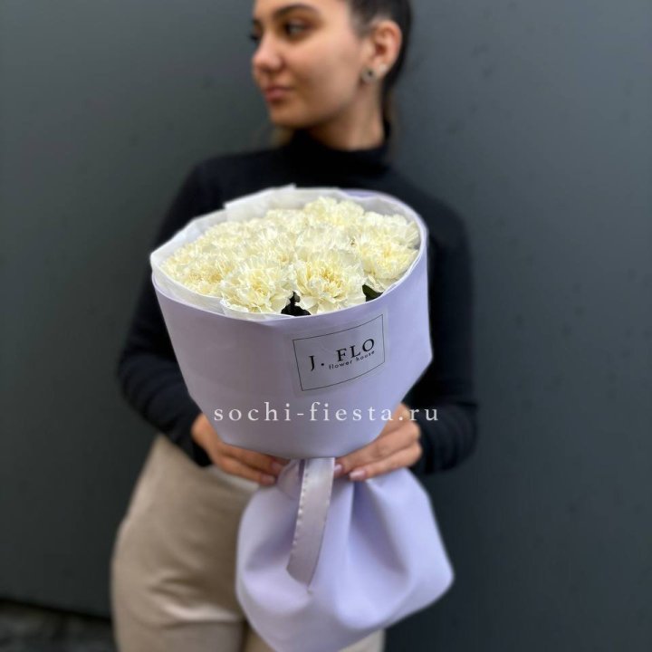 Букет белых диантусов в Королёве