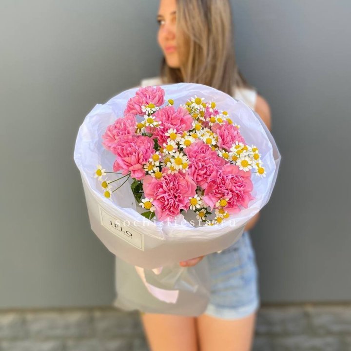 Дуобукет диантусов и ромашек в Королёве