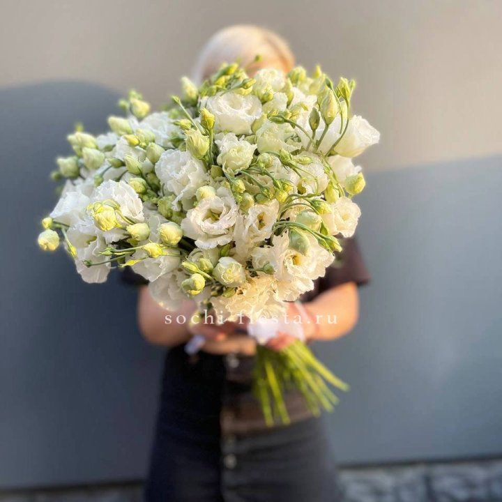 Букет эустом под ленту  в Королёве