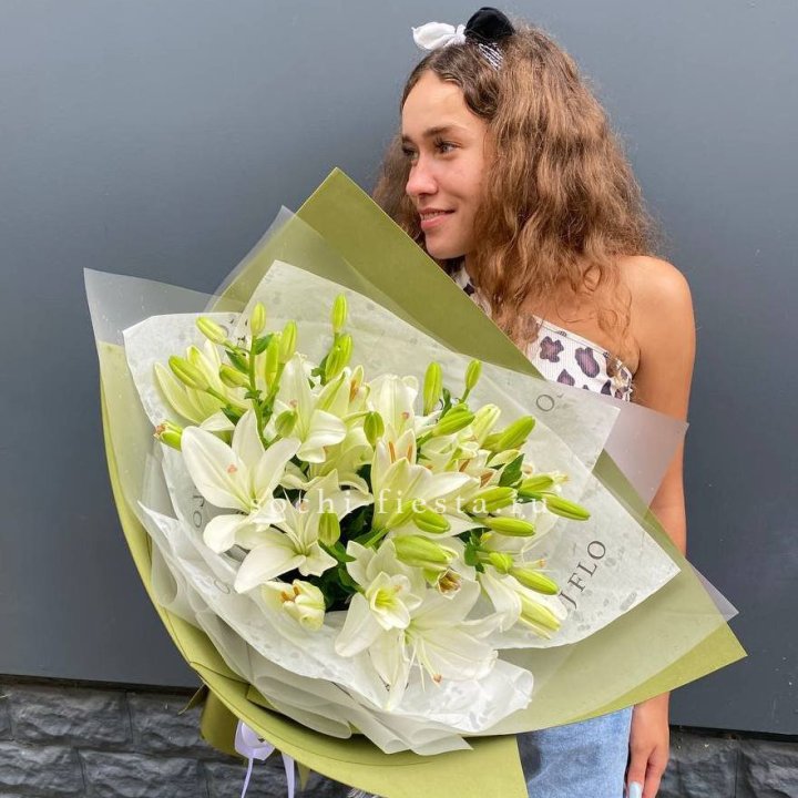 Букет  лилий "Изумруд" в Королёве