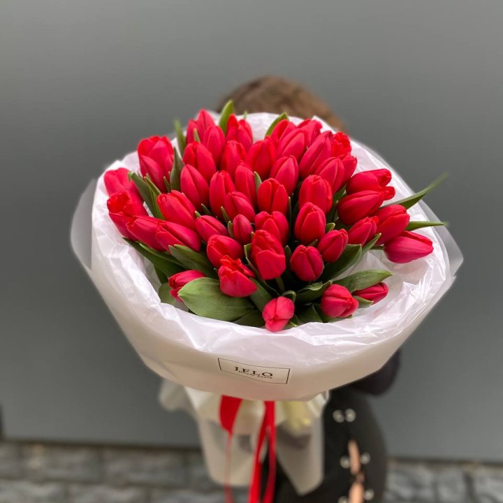 51 тюльпан "Любовь" в Королёве