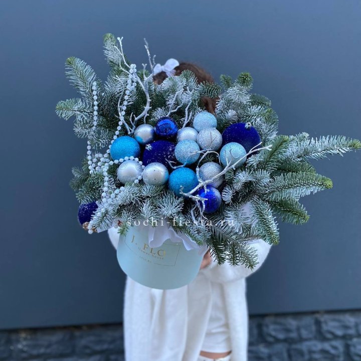 Композиция "Голубая бездна" в Королёве