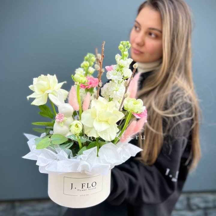 Цветочный бокс "Пасхальная композиция" в Королёве