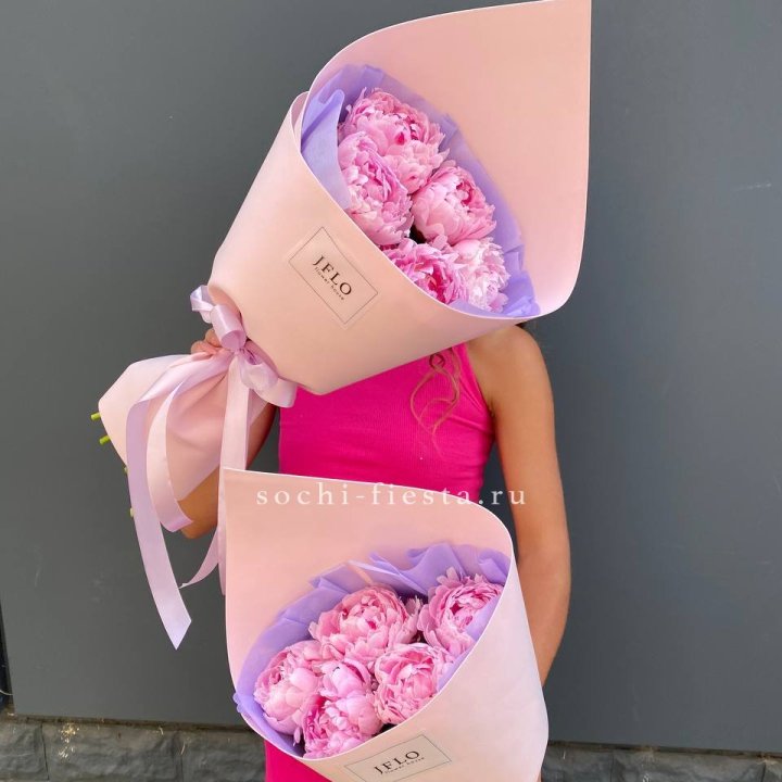 Букет из 5 пионов в Королёве