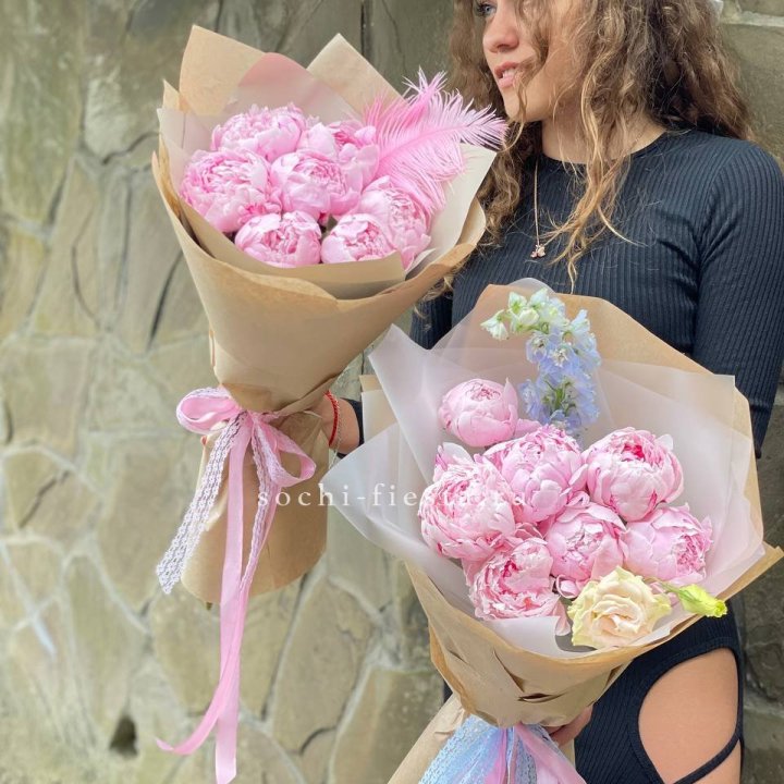 7 зефирных пионов  в Королёве