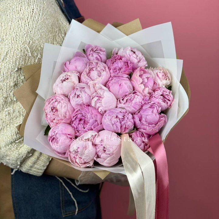 Букет из 21 пионов в Королёве