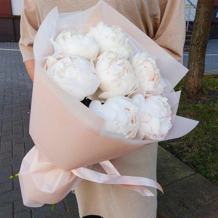 Букет белых пионов в Королёве