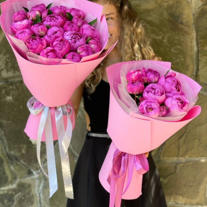 Букет ярких пионов  в Королёве