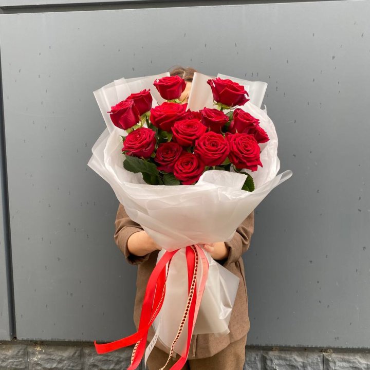 15 высоких роз  в Королёве