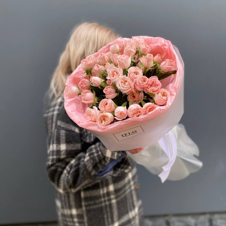 11 роз бомбастик в Королёве