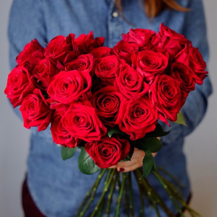 25 красных роз в Королёве