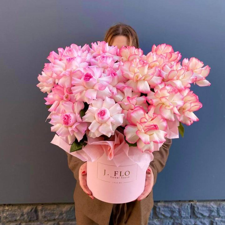 25 Французских роз микс в боксе в Королёве