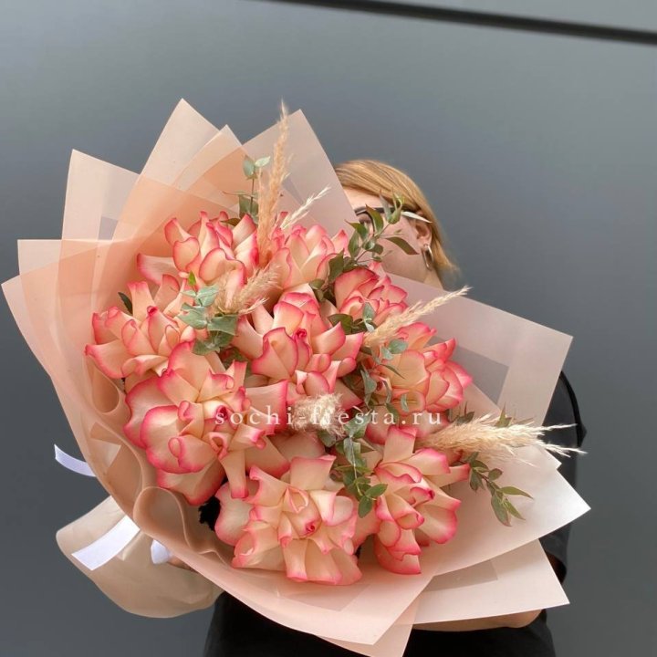 9 Французских роз Джумилия  в Королёве