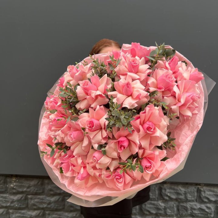  25 розовых французских роз в Королёве