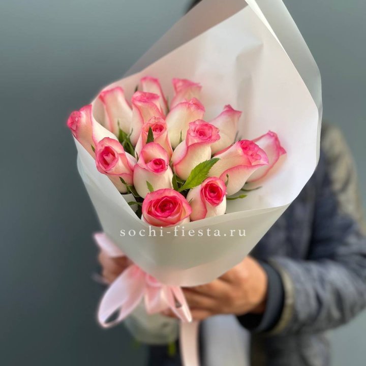15 роз "Джумилия" в Королёве