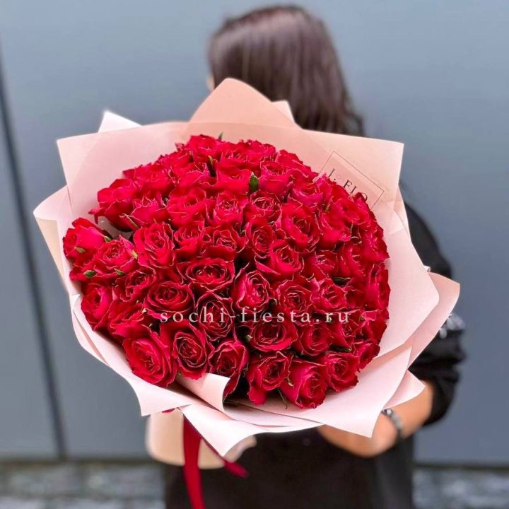 55 кенийских роз в Королёве
