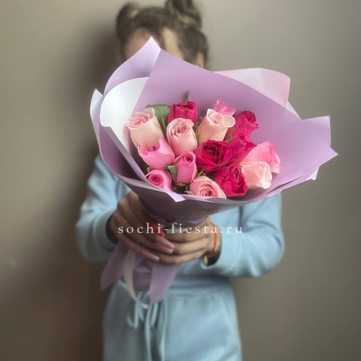 Букет из 15 роз Микс (Кения) в Королёве