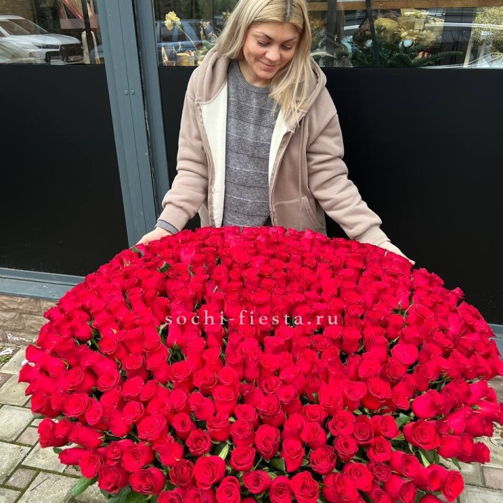 501 красная роза в корзине в Королёве