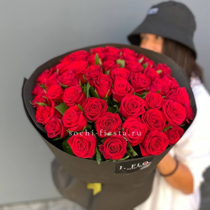 51 роза "Блек" в Королёве