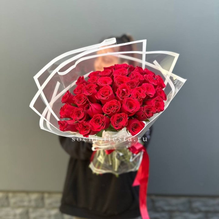 31 красная роза в Королёве