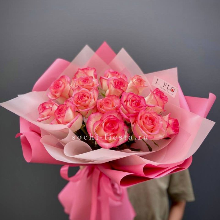 15 роз "Джумилия" в Королёве