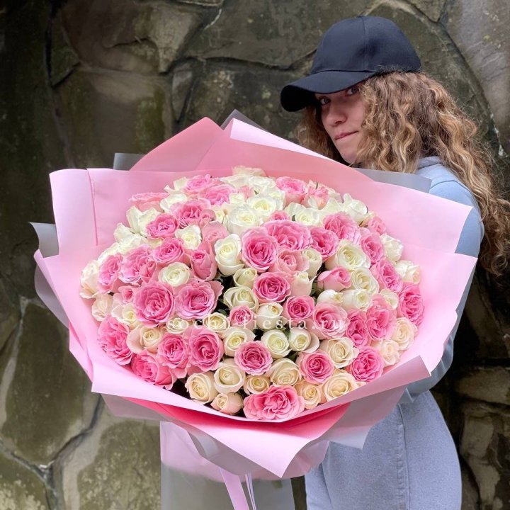 101 роза Миксбери в Королёве