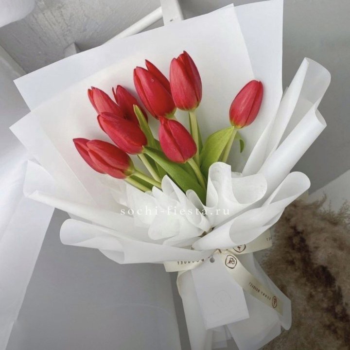 Букет красных тюльпанов в Королёве