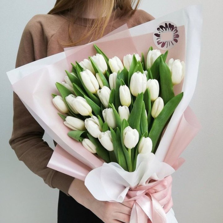 Букет белых тюльпанов "Моника" в Королёве