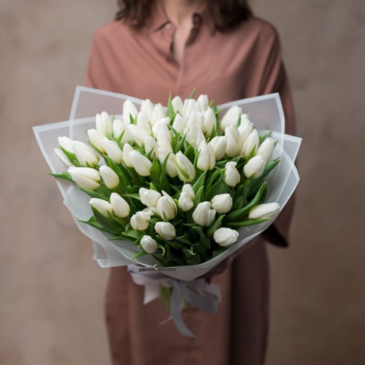 51 белый тюльпан в Королёве