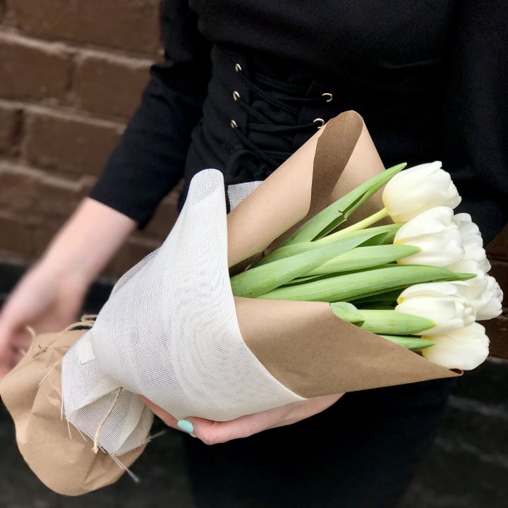 Букет белых тюльпанов в Королёве